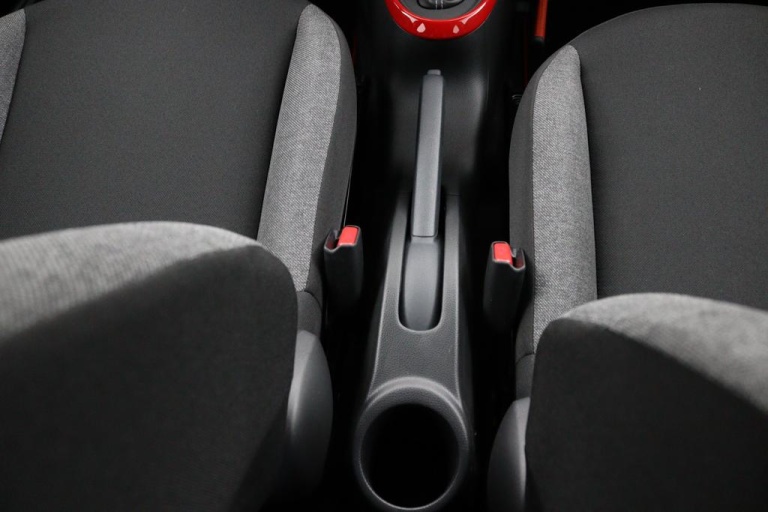 Toyota Aygo X - 1.0 VVT-i S-CVT Play 22