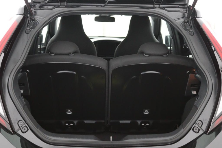 Toyota Aygo X - 1.0 VVT-i S-CVT Play 25