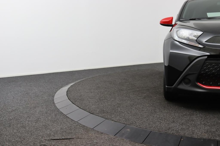 Toyota Aygo X - 1.0 VVT-i S-CVT Play 32