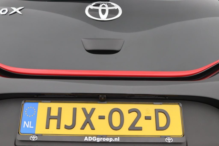 Toyota Aygo X - 1.0 VVT-i S-CVT Play 34