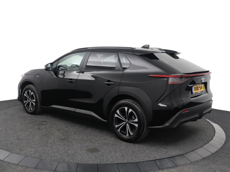 Toyota bZ4X - Dynamic 71 kWh 12