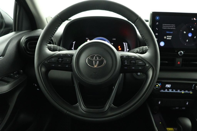 Toyota Yaris - 1.5 Hybrid 115 First Edition 18