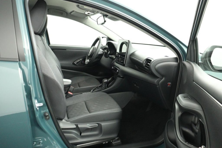 Toyota Yaris - 1.5 Hybrid 115 First Edition 19