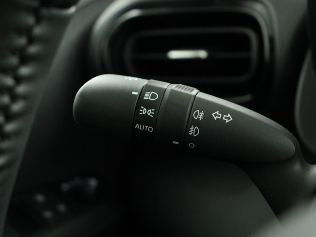 Toyota Yaris - 1.5 Hybrid 115 First Edition