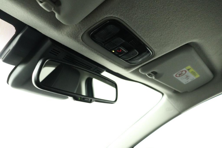 Toyota Yaris - 1.5 Hybrid 115 First Edition 31