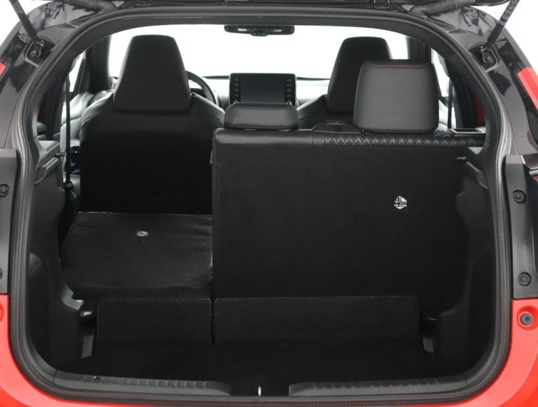 Toyota Yaris - 1.5 Hybrid Launch Edition 25