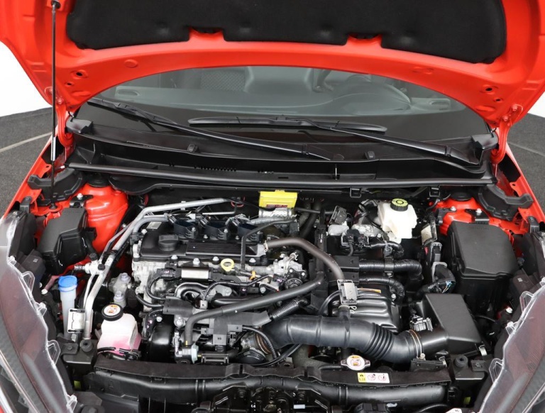 Toyota Yaris - 1.5 Hybrid Launch Edition 34
