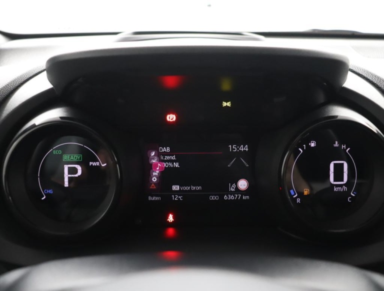 Toyota Yaris - 1.5 Hybrid Launch Edition 48