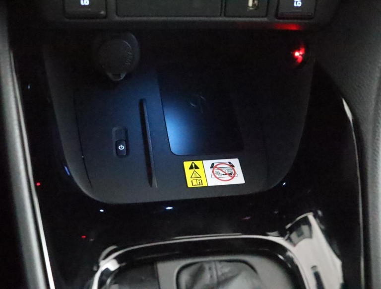 Toyota Yaris - 1.5 Hybrid Launch Edition 56