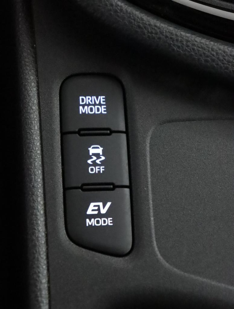Toyota Yaris - 1.5 Hybrid Launch Edition 57