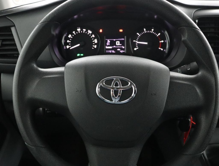 Toyota PROACE Compact - 1.5 D-4D Cool Comfort 18