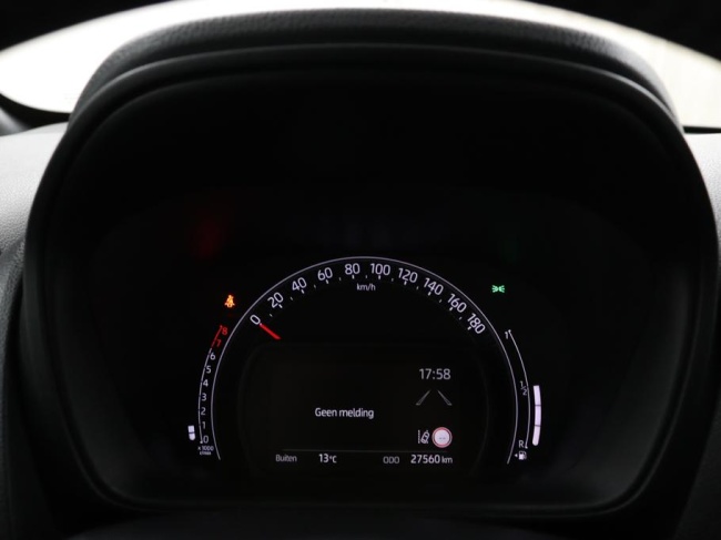 Toyota Aygo X - 1.0 VVT-i MT Play