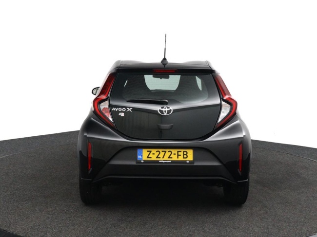 Toyota Aygo X - 1.0 VVT-i MT Play