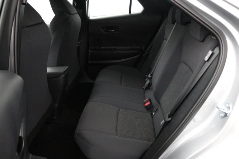 Toyota C-HR - 1.8 Hybrid 140 Active 17