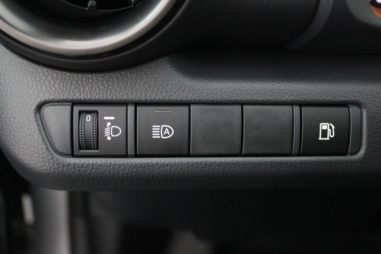 Toyota C-HR - 1.8 Hybrid 140 Active 25