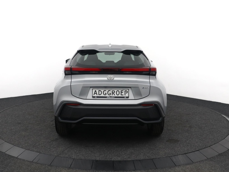 Toyota C-HR - 1.8 Hybrid 140 Active 30