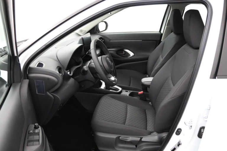 Toyota Yaris Cross - 1.5 Hybrid 115 Active 14