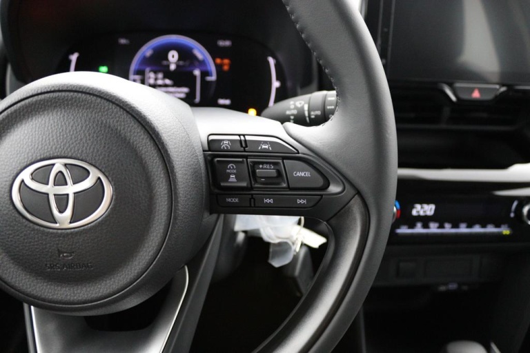 Toyota Yaris Cross - 1.5 Hybrid 115 Active 18