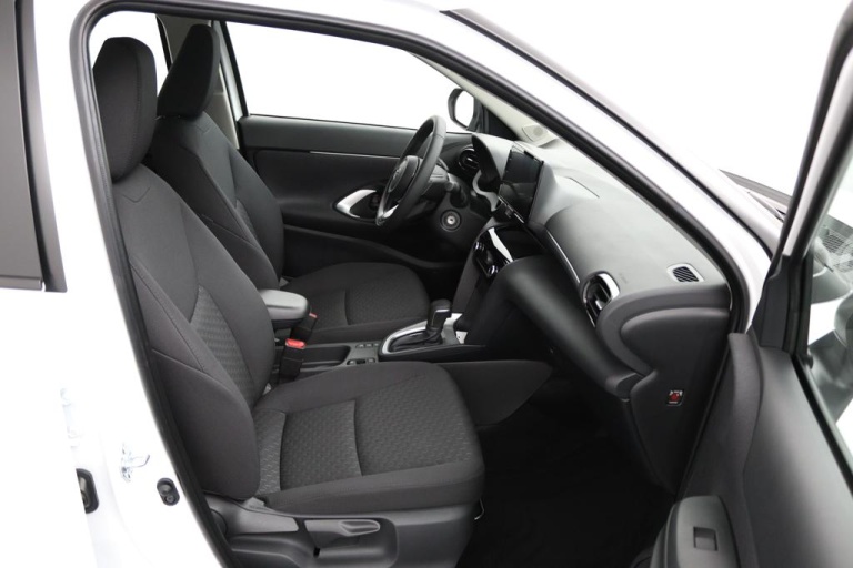 Toyota Yaris Cross - 1.5 Hybrid 115 Active 19
