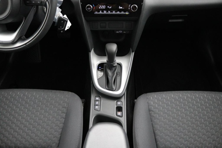 Toyota Yaris Cross - 1.5 Hybrid 115 Active 24
