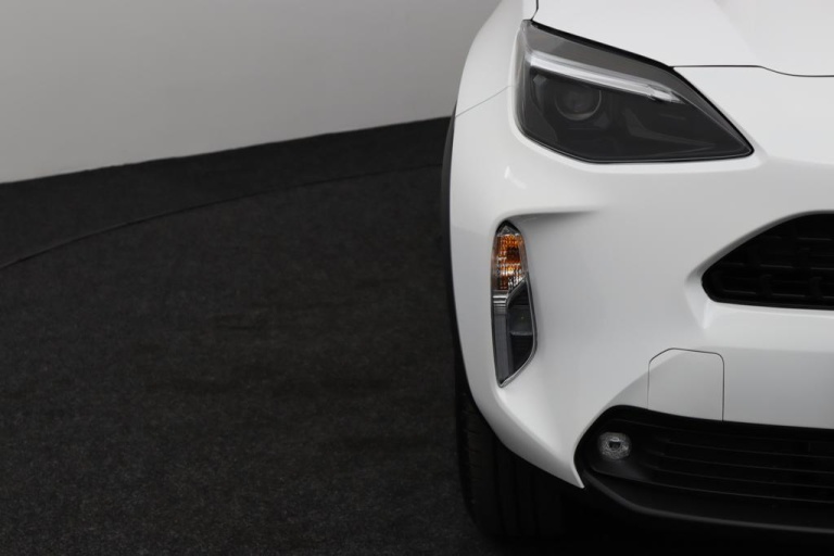Toyota Yaris Cross - 1.5 Hybrid 115 Active 33