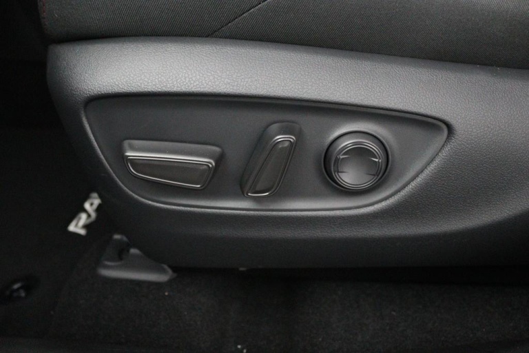 Toyota RAV4 - 2.5 Plug-in Hybrid AWD Dynamic 36