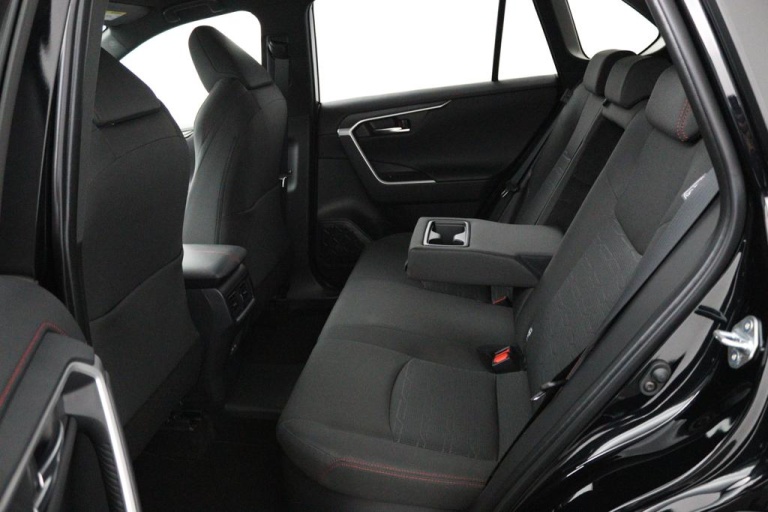Toyota RAV4 - 2.5 Plug-in Hybrid AWD Dynamic 37