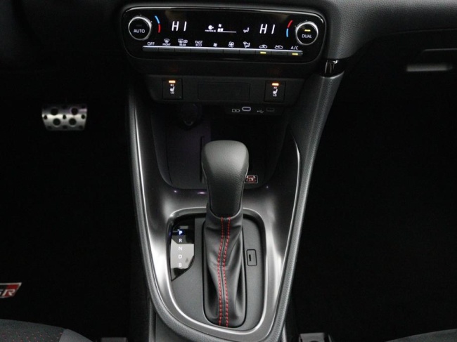 Toyota Yaris - 1.5 Hybrid 130 GR Sport