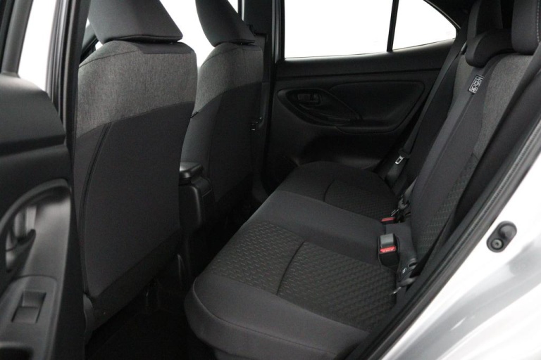 Toyota Yaris Cross - 1.5 Hybrid 115 First Edition 17