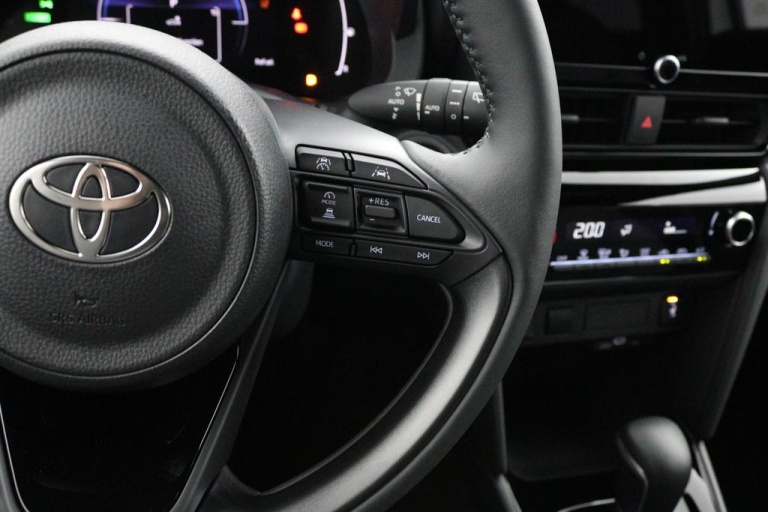 Toyota Yaris Cross - 1.5 Hybrid 115 First Edition 19