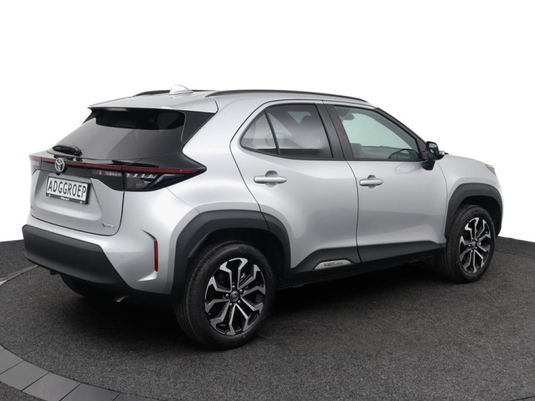 Toyota Yaris Cross - 1.5 Hybrid 115 First Edition 2