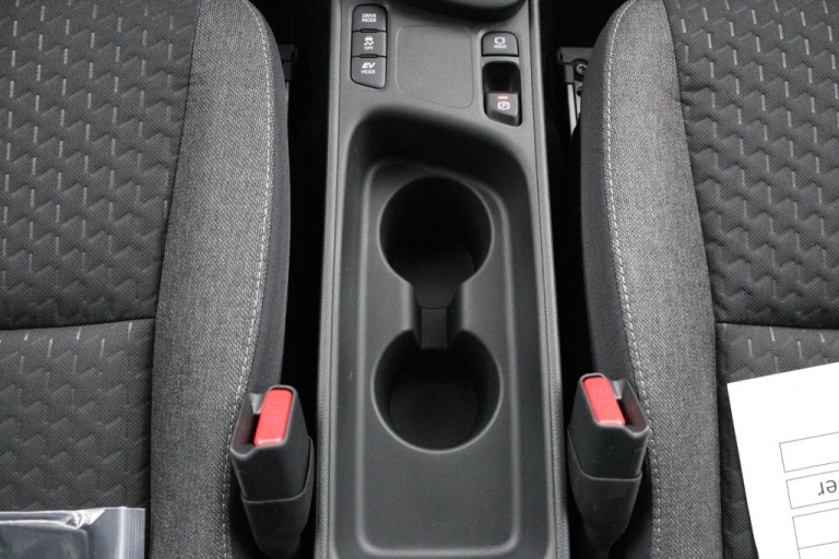 Toyota Yaris Cross - 1.5 Hybrid 115 First Edition 37