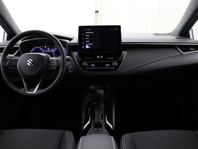 Suzuki Swace - 1.8 Hybrid Style Facelift