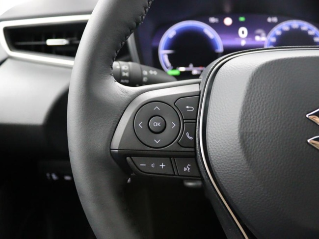 Suzuki Swace - 1.8 Hybrid Style Facelift