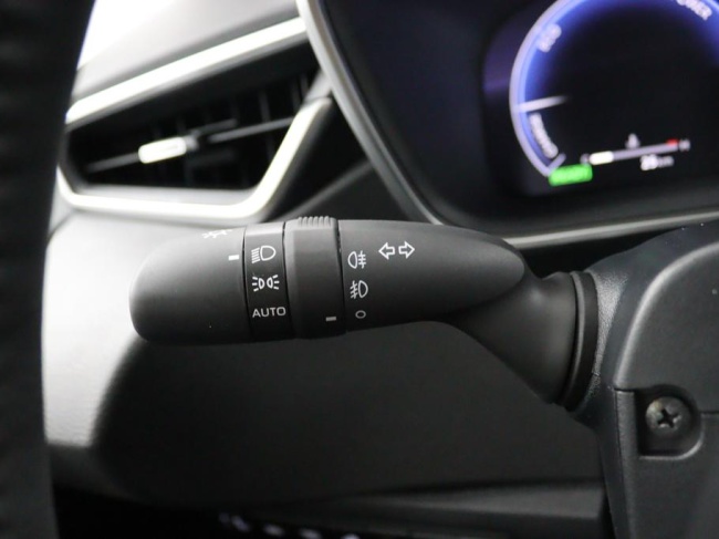 Suzuki Swace - 1.8 Hybrid Style Facelift