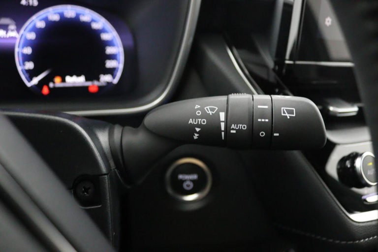 Suzuki Swace - 1.8 Hybrid Style Facelift 23