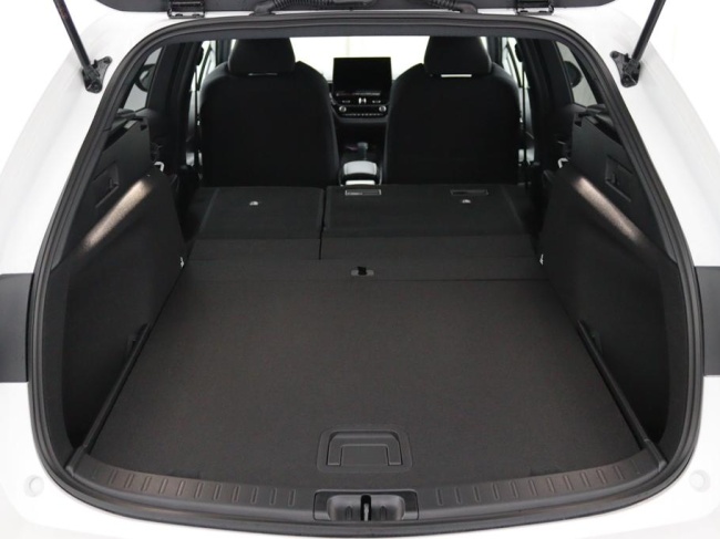 Suzuki Swace - 1.8 Hybrid Style Facelift