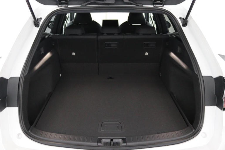Suzuki Swace - 1.8 Hybrid Style Facelift 30
