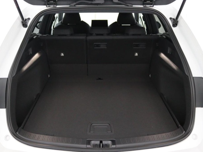 Suzuki Swace - 1.8 Hybrid Style Facelift