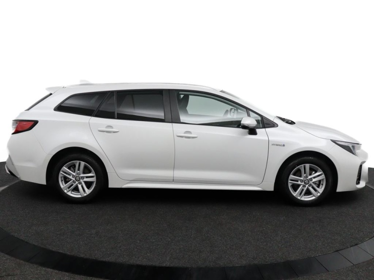 Suzuki Swace - 1.8 Hybrid Style Facelift 6