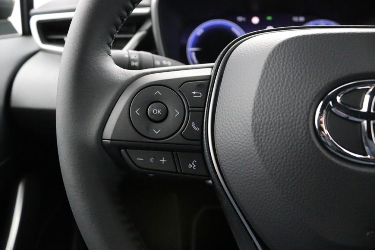 Toyota Corolla Touring Sports - Hybrid 140 Dynamic 19