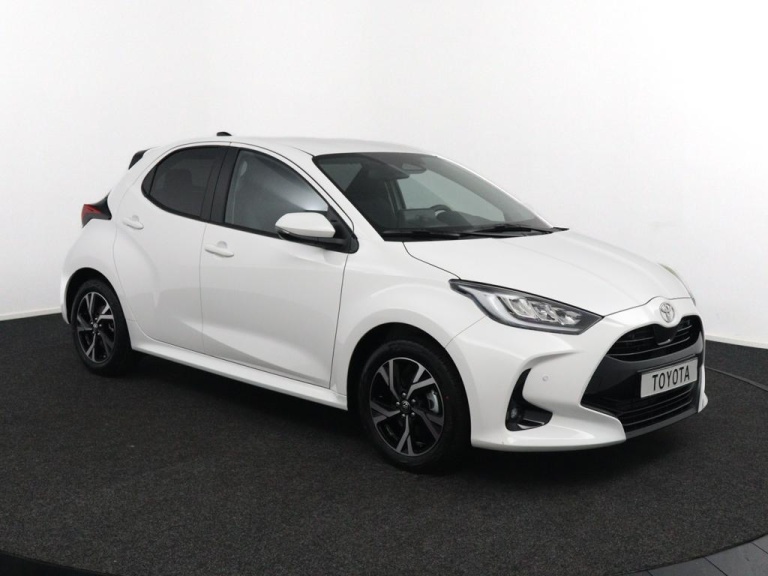 Toyota Yaris - 1.5 Hybrid 115 Dynamic 2