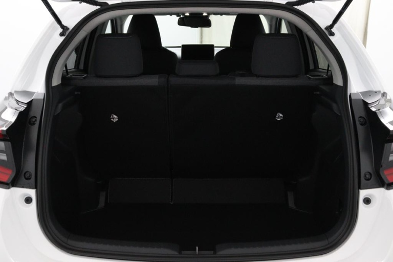Toyota Yaris - 1.5 Hybrid 115 Dynamic 27