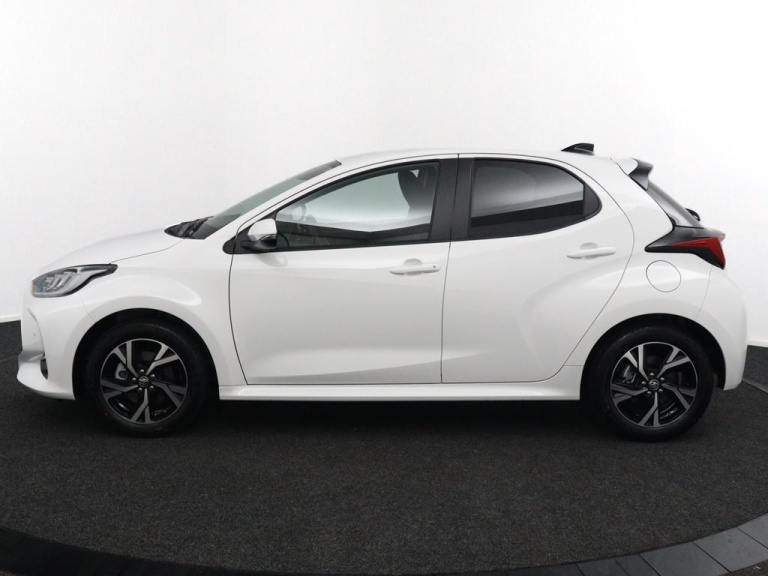 Toyota Yaris - 1.5 Hybrid 115 Dynamic 5