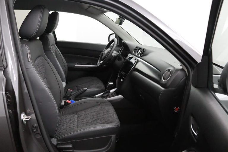 Suzuki Vitara - 1.5 Hybrid Style 10