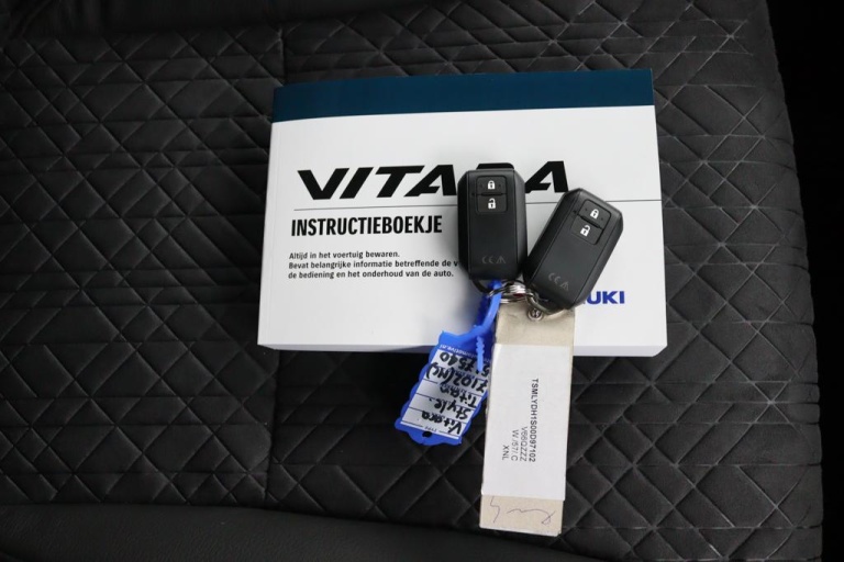 Suzuki Vitara - 1.5 Hybrid Style 21