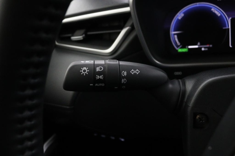 Toyota Corolla Cross - Hybrid 200 Executive 26