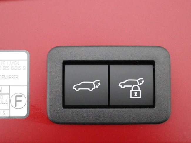 Toyota Corolla Cross - Hybrid 200 Executive