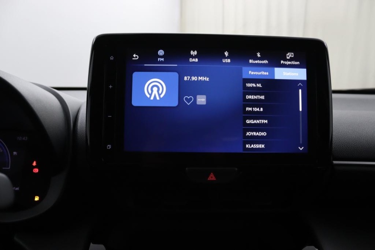 Toyota Yaris Cross - 1.5 Hybrid 115 Active 14