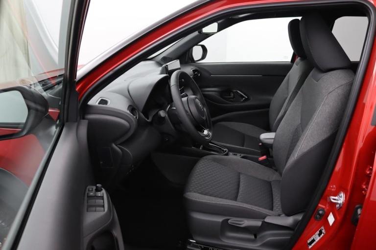 Toyota Yaris Cross - 1.5 Hybrid 115 First Edition 9